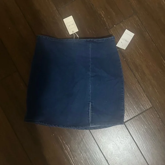 Denim Blue Skirt - Picture 2 of 4